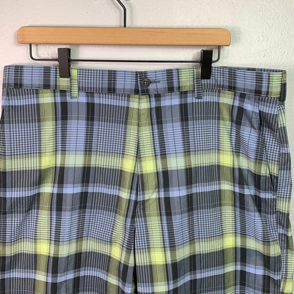 PGA Tour Blue & Gray Plaid Gold Shorts Size 36 - Picture 2 of 6